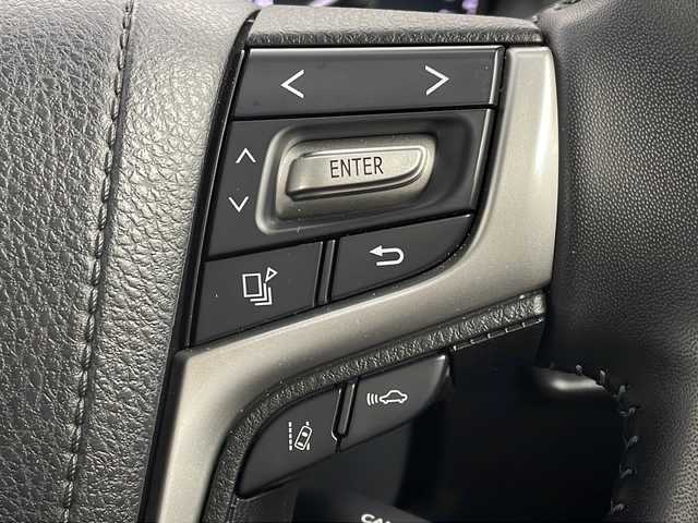 トヨタ ランドクルーザー プラド TX Lパッケージ 新潟県 2023(令5)年 1.8万km ブラック 純正SDナビ（Bluetooth・CD・DVD）　/サンルーフ　/ルーフレール　/レザーシート　/セーフティセンス　/バックカメラ　/フルセグ　/追従クルーズコントロール/レーンキープアシスト　/コーナーセンサー　/前席パワーシート　/前席シートヒーター　/前席エアシート　/電動格納サードシート/LEDオートライト/オートマチックハイビーム/リバース連動ミラー/ETC/４WD/MTモード付AT/スマートキー/純正フロアマット/純正１９インチアルミホイール