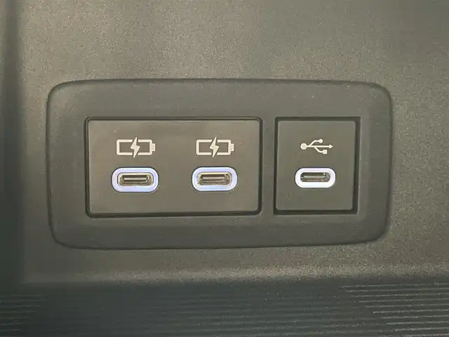 トヨタ ハリアー ハイブリッド Z レザーパッケージ 愛知県 2023(令5)年 2.4万km プラチナホワイトパールマイカ 純正１２．３型ＤＡナビ　フルセグＴＶ　ＪＢＬサウンド　モデリスタエアロ４本出マフラー　全方位カメラ　デジタルインナーミラー録画付き　黒革　シートヒーター　衝突軽減　追従クルコン　ＢＳＭ　ＬＥＤオートライト　パワーシート　シートベンチレーショーン　電動リアゲート　ETC　内臓型前後ドラレコ　禁煙車