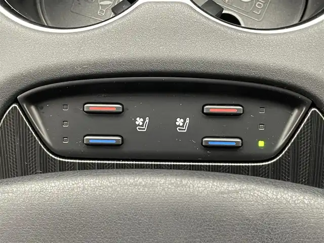 トヨタ ハリアー ハイブリッド Z レザーパッケージ 愛知県 2023(令5)年 2.4万km プラチナホワイトパールマイカ 純正１２．３型ＤＡナビ　フルセグＴＶ　ＪＢＬサウンド　モデリスタエアロ４本出マフラー　全方位カメラ　デジタルインナーミラー録画付き　黒革　シートヒーター　衝突軽減　追従クルコン　ＢＳＭ　ＬＥＤオートライト　パワーシート　シートベンチレーショーン　電動リアゲート　ETC　内臓型前後ドラレコ　禁煙車