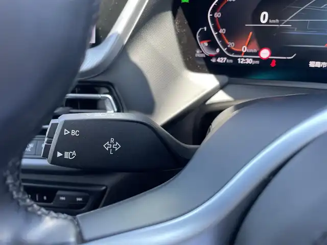 ＢＭＷ １１８ｄ Mスポーツ 福島県 2022(令4)年 4.2万km アルピンホワイトⅢ 純正HDDナビ/AM/FM/BT/USB/レーダークルーズコントロール/クリアランスソナー/ハーフレザーシート/パワーシート/パワーバックドア/バックカメラ/ステアリングリモコン/アイドリングストップ/LEDヘッドライト/フォグ/リアフォグ/プッシュスタート/フロアマット/純正ドライブレコーダー/ワイヤレス充電/USB充電ポート/ETC 2.0