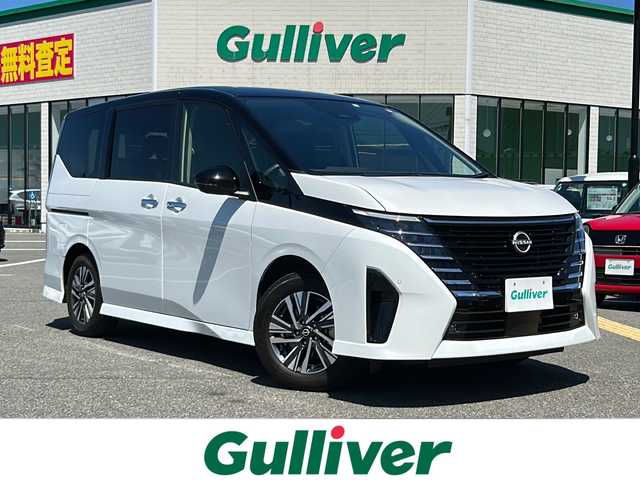 日産 セレナ ハイウェイスター V 鳥取県 2023(令5)年 1.5万km パールⅡ 特別塗装色/XKJ（カラーコード）/2トーン/プリズマホワイト/スーパーブラック/純正ナビ/フルセグ/BT/USB/アラウンドビューモニター/フリップダウンモニター/ETC2.0/エマージェンシーブレーキ/プロパイロット/クルーズコントロール/レーンキープアシスト/デジタルインナーミラー/LEDヘットライト/両側パワースライド/純正16インチアルミホイール/プッシュエンジンスタート/フロアマット/スペアキー
