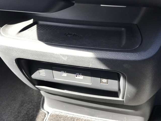 日産 セレナ ハイウェイスター V 鳥取県 2023(令5)年 1.5万km パールⅡ 特別塗装色/XKJ（カラーコード）/2トーン/プリズマホワイト/スーパーブラック/純正ナビ/フルセグ/BT/USB/アラウンドビューモニター/フリップダウンモニター/ETC2.0/エマージェンシーブレーキ/プロパイロット/クルーズコントロール/レーンキープアシスト/デジタルインナーミラー/LEDヘットライト/両側パワースライド/純正16インチアルミホイール/プッシュエンジンスタート/フロアマット/スペアキー