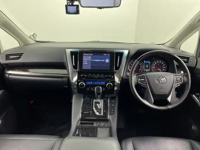 トヨタ アルファード S Cパッケージ 群馬県 2020(令2)年 5.7万km ホワイトパールクリスタルシャイン サンルーフ　純正ディスプレイオーディオ　純正１２．１型後席モニター　バックカメラ　シートベンチレーション　両側電動スライドドア　デジタルインナーミラー　ＬＥＤ　ＢＳＭ　ＥＴＣ　スマートキー　禁煙車