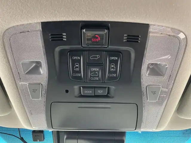 トヨタ アルファード S Cパッケージ 群馬県 2020(令2)年 5.7万km ホワイトパールクリスタルシャイン サンルーフ　純正ディスプレイオーディオ　純正１２．１型後席モニター　バックカメラ　シートベンチレーション　両側電動スライドドア　デジタルインナーミラー　ＬＥＤ　ＢＳＭ　ＥＴＣ　スマートキー　禁煙車