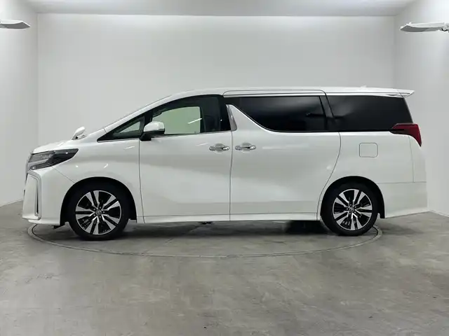 トヨタ アルファード S Cパッケージ 群馬県 2020(令2)年 5.7万km ホワイトパールクリスタルシャイン サンルーフ　純正ディスプレイオーディオ　純正１２．１型後席モニター　バックカメラ　シートベンチレーション　両側電動スライドドア　デジタルインナーミラー　ＬＥＤ　ＢＳＭ　ＥＴＣ　スマートキー　禁煙車