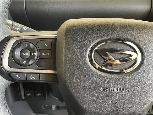 ダイハツ タント カスタム RS 岩手県 2023(令5)年 1万km シャイニングホワイトパール ４WD/ターボ/両側パワースライドドア/スマートアシスト/衝突回避支援ブレーキ/ブレーキ制御付き誤発進抑制機能/車線逸脱警報/アダプティブクルーズコントロール/レーンキープコントロール/オートハイビーム/標識認識機能/先行車発信お知らせ機能/コーナーセンサー/横滑り防止装置/アイドリングストップ/ロールサンシェード/前席シートヒーター/運転席ロングスライドシート/オプションALPINE製ナビ/フルセグTV/バックカメラ/ETC/LEDヘッドライト/LEDフォグライト/純正１５インチアルミホイール