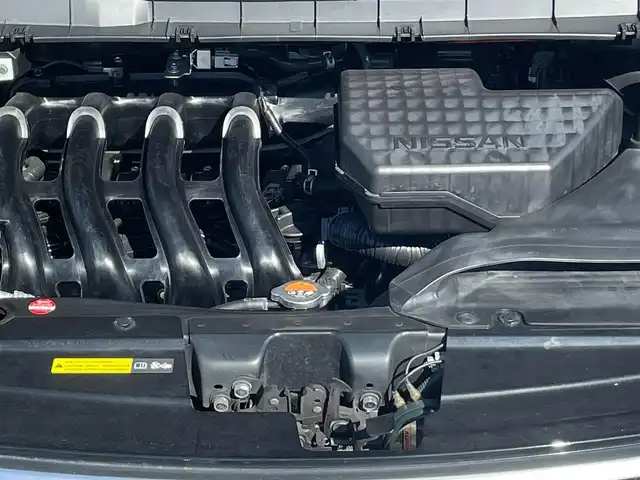 日産 セレナ ライダー プロパイロット E 滋賀県 2017(平29)年 2.1万km ダイヤモンドブラック 社外エアロ/社外フロントグリル/両側パワースライドドア/フリップダウンモニター/純正9インチナビ【MM516D-L】/（AM/FM/フルセグ/CD/DVD/Bluetooth）/バックカメラ/ETC/ドライブレコーダー/スタッドレスタイヤ積込/踏み間違い防止アシスト/ブレーキアシスト/プリクラッシュブレーキアシスト/ヒルスタート（坂道発進）アシスト/前方衝突防止支援システム/TCS（トラクションコントロールシステム）/VDC（ビークルダイナミクスコントロール）/レーンキープアシスト/車間自動制御システム	/ASCD（オートスピードコントロール装置）/ABS（アンチロックブレーキシステム）/コーナー・バックセンサー（ソナー）/標識検知機能/電動格納ミラー/電子パーキング/ブレーキホールド/ステアリングスイッチ/オートライト/LEDヘッドライト/フロントフォグ/フルオートエアコン/プッシュスタート/スマートキー/純正フロアマット/純正ドアバイザー