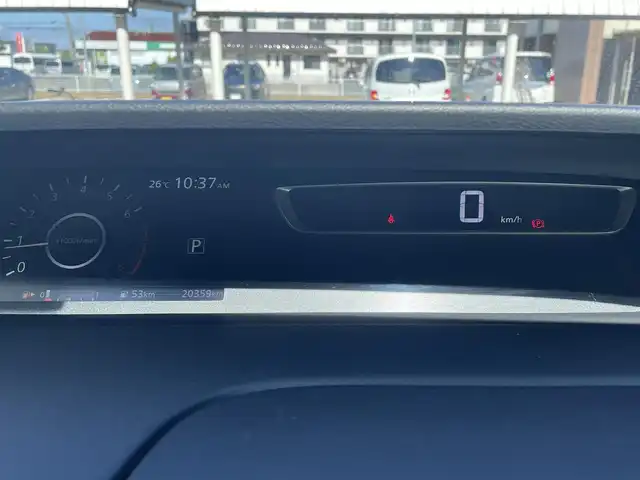 日産 セレナ ライダー プロパイロット E 滋賀県 2017(平29)年 2.1万km ダイヤモンドブラック 社外エアロ/社外フロントグリル/両側パワースライドドア/フリップダウンモニター/純正9インチナビ【MM516D-L】/（AM/FM/フルセグ/CD/DVD/Bluetooth）/バックカメラ/ETC/ドライブレコーダー/スタッドレスタイヤ積込/踏み間違い防止アシスト/ブレーキアシスト/プリクラッシュブレーキアシスト/ヒルスタート（坂道発進）アシスト/前方衝突防止支援システム/TCS（トラクションコントロールシステム）/VDC（ビークルダイナミクスコントロール）/レーンキープアシスト/車間自動制御システム	/ASCD（オートスピードコントロール装置）/ABS（アンチロックブレーキシステム）/コーナー・バックセンサー（ソナー）/標識検知機能/電動格納ミラー/電子パーキング/ブレーキホールド/ステアリングスイッチ/オートライト/LEDヘッドライト/フロントフォグ/フルオートエアコン/プッシュスタート/スマートキー/純正フロアマット/純正ドアバイザー