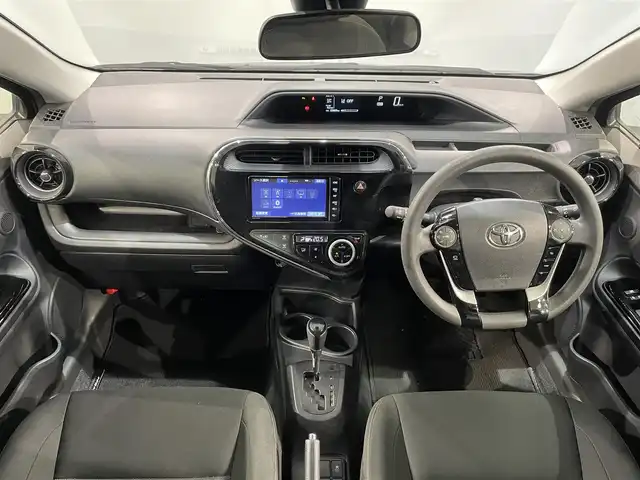 トヨタ アクア S スタイルブラック 愛知県 2020(令2)年 2.3万km ダークブルーマイカ 純正ナビ/（AM/FM/CD/DVD/SD/フルセグTV/Bluetooth）　/アラウンドビューモニター　/ＬＥＤヘッドライト　/トヨタセーフティセンス/-衝突軽減ブレーキ　/-レーンキープアシスト/-コーナーセンサー/-オートハイビーム/-横滑り防止装置　/ＥＴＣ/プッシュスタート　/ミュージックサーバー/純正フロアマット/オートライト