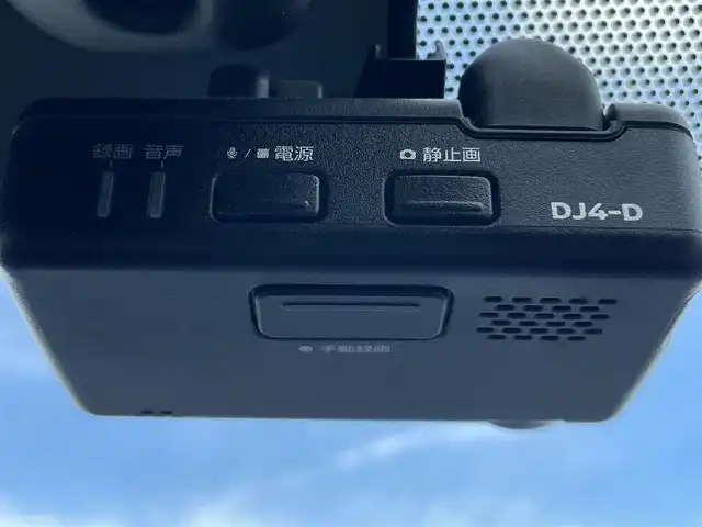日産 ノート e－パワー ニスモ 岡山県 2018(平30)年 9万km スーパーブラック 登録時走行距離　89474km/禁煙車/純正SDナビ(MM318D-W)/　(CD/フルセグTV/Bluetooth)/インテリジェントルームミラー/ニスモエアロ/全方位カメラ/クルーズコントロール(追従走行あり)/エマージェンシーブレーキ（衝突軽減システム）/車線逸脱警報（レーンキープアシスト）/純正ドライブレコーダー/ETC/革巻きステアリング/ステアリングスイッチ/純正LEDヘッドライト/フォグライト/オートライト/プッシュスタート/スマートキー/アイドリングストップ/純正アルミホイール 16インチ/ドアバイザー/ウインカーミラー/電動格納ミラー/ニスモ純正ドアハンドルプロテクター/横滑防止装置/盗難防止装置