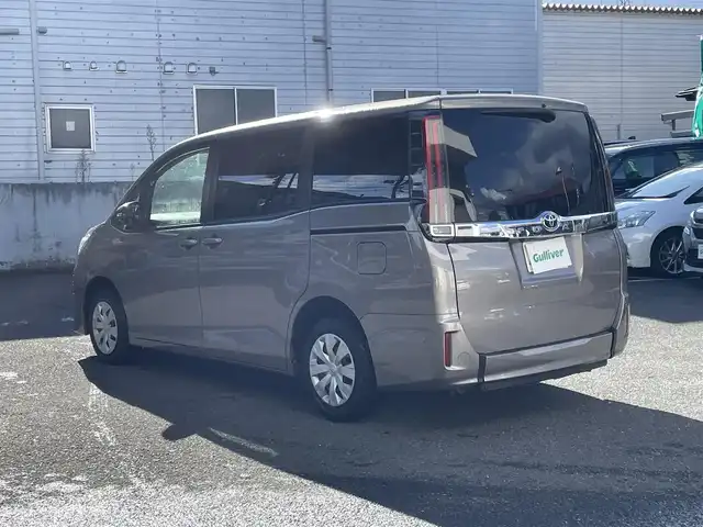 トヨタ ノア X 宮城県 2021(令3)年 4.6万km アバンギャルドブロンズメタリック ワンオーナー/福祉車両/純正メモリナビ/AM/FM/CD/DVD/BT/フルセグTV/バックカメラ/ステアリングスイッチ/両側パワースライドドア/クルーズコントロール/横滑り防止装置/アイドリングストップ/衝突被害軽減システム/レーンキープアシスト/MTモード搭載/純正スチール夏タイヤ15インチ/LEDライト/電動格納ミラー/ウィンカードアミラー/ETC/プッシュスタート/保証書・記録簿・取扱説明書