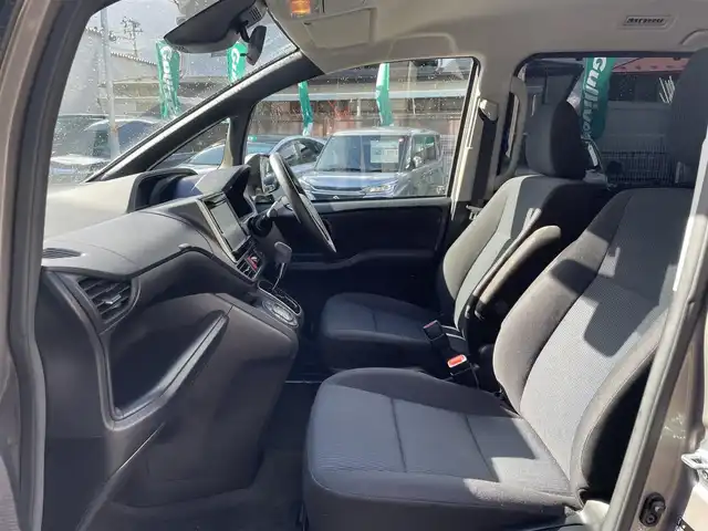 トヨタ ノア X 宮城県 2021(令3)年 4.6万km アバンギャルドブロンズメタリック ワンオーナー/福祉車両/純正メモリナビ/AM/FM/CD/DVD/BT/フルセグTV/バックカメラ/ステアリングスイッチ/両側パワースライドドア/クルーズコントロール/横滑り防止装置/アイドリングストップ/衝突被害軽減システム/レーンキープアシスト/MTモード搭載/純正スチール夏タイヤ15インチ/LEDライト/電動格納ミラー/ウィンカードアミラー/ETC/プッシュスタート/保証書・記録簿・取扱説明書