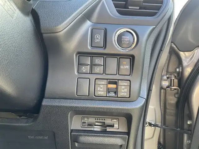 トヨタ ノア X 宮城県 2021(令3)年 4.6万km アバンギャルドブロンズメタリック ワンオーナー/福祉車両/純正メモリナビ/AM/FM/CD/DVD/BT/フルセグTV/バックカメラ/ステアリングスイッチ/両側パワースライドドア/クルーズコントロール/横滑り防止装置/アイドリングストップ/衝突被害軽減システム/レーンキープアシスト/MTモード搭載/純正スチール夏タイヤ15インチ/LEDライト/電動格納ミラー/ウィンカードアミラー/ETC/プッシュスタート/保証書・記録簿・取扱説明書