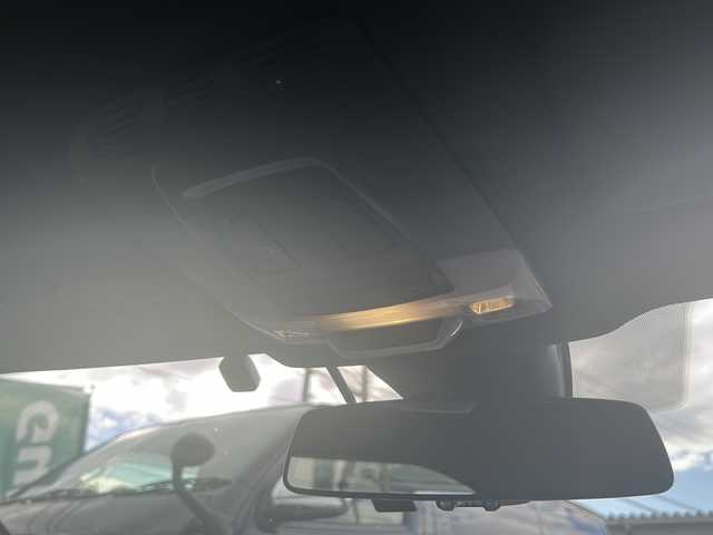 トヨタ スープラ SZ 愛知県 2020(令2)年 0.5万km ホワイトメタリック /禁煙車/ワンオーナー//純正ナビ・フルセグTV//Bluetooth/ETC//バックカメラ//純正ドライブレコーダー/　（DRT-H68A）//ToyotaSupraSafety//プリクラッシュセーフティ//レーンディパーチャーアラート//ブラインドスポットモニター//クリアランスソナー//アダプティブハイビーム//レーダークルーズコントロール/　（全車速追従機能）//リアクロストラフィックアラート//ヒルスタートアシストコントロール//本革3本スポークステアリング//ステアリングスイッチ//パドルシフト//電動パーキング//アイドリングストップ//6灯LEDオートライト//LEDリアフォグランプ//電動格納ミラーウィンカー//純正１７インチアルミ//プッシュスタート//フロアマット//取扱説明書/新車保証書//スペアキー