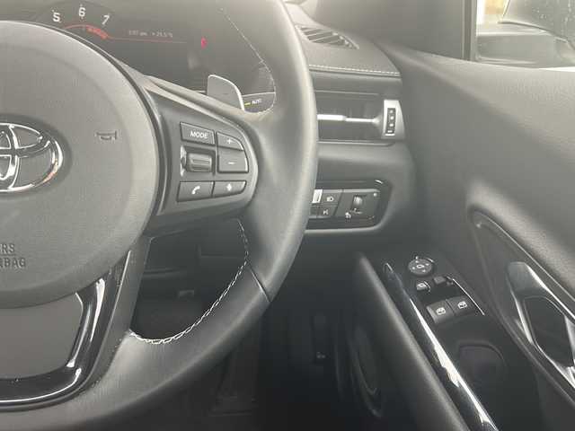 トヨタ スープラ SZ 愛知県 2020(令2)年 0.5万km ホワイトメタリック /禁煙車/ワンオーナー//純正ナビ・フルセグTV//Bluetooth/ETC//バックカメラ//純正ドライブレコーダー/　（DRT-H68A）//ToyotaSupraSafety//プリクラッシュセーフティ//レーンディパーチャーアラート//ブラインドスポットモニター//クリアランスソナー//アダプティブハイビーム//レーダークルーズコントロール/　（全車速追従機能）//リアクロストラフィックアラート//ヒルスタートアシストコントロール//本革3本スポークステアリング//ステアリングスイッチ//パドルシフト//電動パーキング//アイドリングストップ//6灯LEDオートライト//LEDリアフォグランプ//電動格納ミラーウィンカー//純正１７インチアルミ//プッシュスタート//フロアマット//取扱説明書/新車保証書//スペアキー