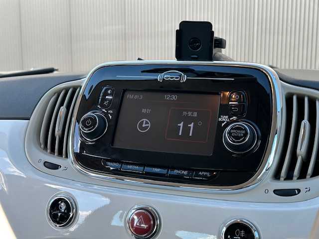 フィアット ５００ 1．2 ポップ 道東・釧路十勝 2017(平29)年 4万km ボサノバホワイト 純正ディスプレイオーディオ/ BT/USB/AUX/社外ETC/社外前後ドライブレコーダー/ステアリングスイッチ/ハロゲンヘッドライト/マニュアルエアコン/純正14インチスチールホイール/純正フロアマット/リモコンキー