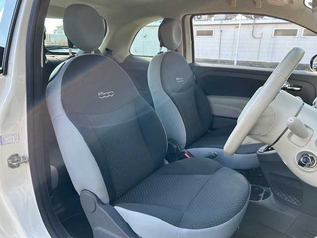 フィアット ５００ 1．2 ポップ 道東・釧路十勝 2017(平29)年 4万km ボサノバホワイト 純正ディスプレイオーディオ/ BT/USB/AUX/社外ETC/社外前後ドライブレコーダー/ステアリングスイッチ/ハロゲンヘッドライト/マニュアルエアコン/純正14インチスチールホイール/純正フロアマット/リモコンキー