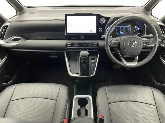 トヨタ ヴォクシー ハイブリッド S－Z 愛知県 2023(令5)年 2万km アティチュードブラックマイカ 純正１０．５型ナビ　快適利便Ｈｉgh　禁煙車　フルセグＴＶ　ＤＶＤデッキ　バックカメラ　ハーフレザー　シートヒーター　パワーバックドア　ＡＣ１００Ｖ　モデリスタシグネチャーイルミ　前後ドラレコ　衝突軽減　シートカバー　セーフティセンス　車線逸脱　モデリスタLEDグリル　LEDオートライト　オートハイビーム　ナノイーXエアコン　コーナーセンサー　クリアランスソナー　電動パーキング