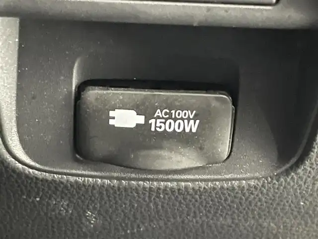 トヨタ ヴォクシー ハイブリッド S－Z 愛知県 2023(令5)年 2万km アティチュードブラックマイカ 純正１０．５型ナビ　快適利便Ｈｉgh　禁煙車　フルセグＴＶ　ＤＶＤデッキ　バックカメラ　ハーフレザー　シートヒーター　パワーバックドア　ＡＣ１００Ｖ　モデリスタシグネチャーイルミ　前後ドラレコ　衝突軽減　シートカバー　セーフティセンス　車線逸脱　モデリスタLEDグリル　LEDオートライト　オートハイビーム　ナノイーXエアコン　コーナーセンサー　クリアランスソナー　電動パーキング