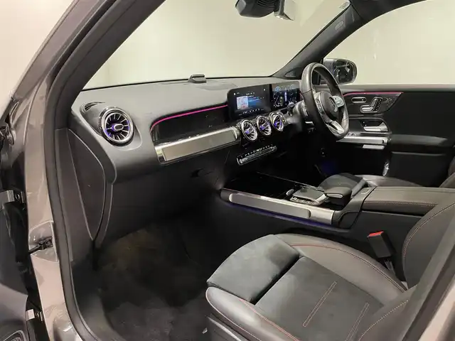 メルセデス・ベンツ ＧＬＢ２００ｄ AMGライン 愛知県 2021(令3)年 1.3万km マウンテングレー レーダーセーフティＰＫＧ　/ＭＢＵＸ　/Ｂｌｕｅｔｏｏｔｈ　/３６０度カメラ　/フルセグＴＶ　/ハーフレザー　/シートヒーター　/ＡＣＣ　/ＬＫＡ　/ＬＤＷ　/ＢＳＭ　/ドライブレコーダー　/ＥＴＣ２．０/アンビエントライト/パワーバックドア/プッシュスタート/ウィンカーミラー/アイドリングストップ