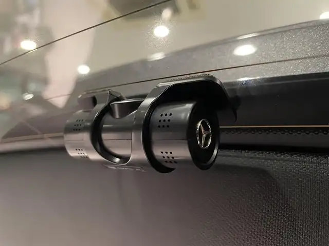 メルセデス・ベンツ ＧＬＢ２００ｄ AMGライン 愛知県 2021(令3)年 1.3万km マウンテングレー レーダーセーフティＰＫＧ　/ＭＢＵＸ　/Ｂｌｕｅｔｏｏｔｈ　/３６０度カメラ　/フルセグＴＶ　/ハーフレザー　/シートヒーター　/ＡＣＣ　/ＬＫＡ　/ＬＤＷ　/ＢＳＭ　/ドライブレコーダー　/ＥＴＣ２．０/アンビエントライト/パワーバックドア/プッシュスタート/ウィンカーミラー/アイドリングストップ