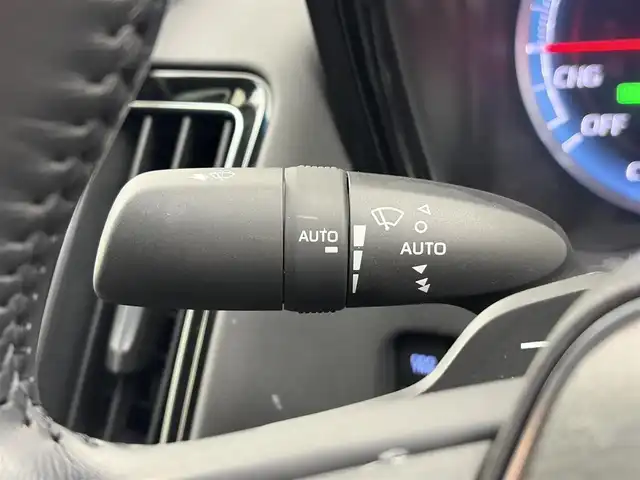 トヨタ クラウン ハイブリッド RS アドバンス 愛知県 2018(平30)年 3.7万km パール 純正ナビ/パノラマミックビューモニター/レザーシート/デジタルインナーミラー/プリクラッシュセーフティシステム/レーダークルーズコントロール/LEDヘッドライト/フルセグTV/シートヒーター/エアコン/スマートキー/プッシュスタート/電動格納ミラー/ETC/Bluetooth