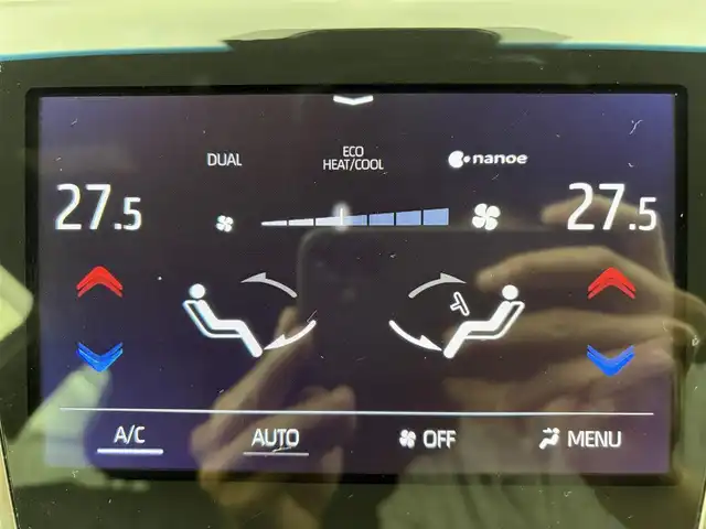 トヨタ クラウン ハイブリッド RS アドバンス 愛知県 2018(平30)年 3.7万km パール 純正ナビ/パノラマミックビューモニター/レザーシート/デジタルインナーミラー/プリクラッシュセーフティシステム/レーダークルーズコントロール/LEDヘッドライト/フルセグTV/シートヒーター/エアコン/スマートキー/プッシュスタート/電動格納ミラー/ETC/Bluetooth