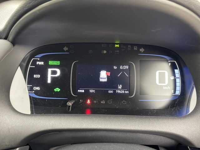 トヨタ アクア G 秋田県 2024(令6)年 2万km プラチナホワイトパールマイカ 4WD/純正ナビ/AM/FM/Bluetooth　/バックカメラ　/衝突被害軽減ブレーキ　/レーダークルーズコントロール　/横滑り防止装置/レーンキープアシスト/寒冷地仕様　/LEDライト　/バックカメラ　/ＥＴＣ　/前後コーナーセンサー　/スマートキー/ワイパーデアイサー/革巻きステアリング/AC100V/ミラーヒーター/ドライブレコーダー