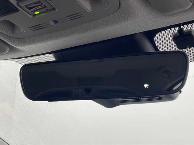 トヨタ アクア G 秋田県 2024(令6)年 2万km プラチナホワイトパールマイカ 4WD/純正ナビ/AM/FM/Bluetooth　/バックカメラ　/衝突被害軽減ブレーキ　/レーダークルーズコントロール　/横滑り防止装置/レーンキープアシスト/寒冷地仕様　/LEDライト　/バックカメラ　/ＥＴＣ　/前後コーナーセンサー　/スマートキー/ワイパーデアイサー/革巻きステアリング/AC100V/ミラーヒーター/ドライブレコーダー