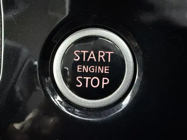 日産 セレナ ハイウェイスターVセレクションⅡ 愛知県 2019(平31)年 6.9万km ダイヤモンドブラック プロパイロット/純正SDナビ/Bluetooth接続/CD/DVD再生/AM/FM/フルセグTV/ドライブレコーダー/ビルトインETC/シートヒーター/ステアリングヒーター/ステアリングスイッチ/両側パワースライドドア/アラウンドビューモニター/純正16インチアルミホイール/純正フロマット/LEDヘッドライト/フォグライト