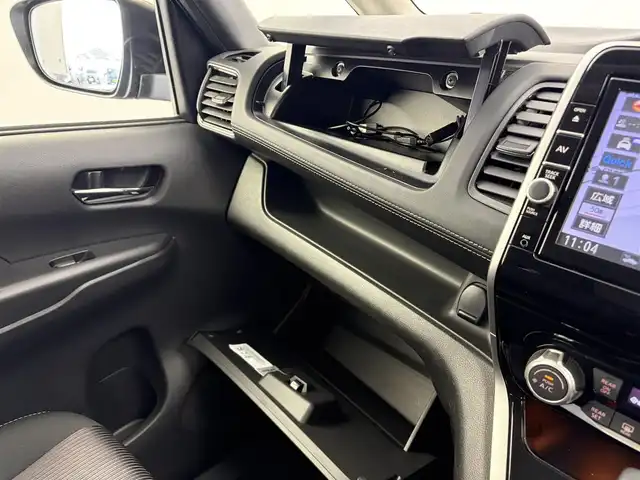 日産 セレナ ハイウェイスターVセレクションⅡ 愛知県 2019(平31)年 6.9万km ダイヤモンドブラック プロパイロット/純正SDナビ/Bluetooth接続/CD/DVD再生/AM/FM/フルセグTV/ドライブレコーダー/ビルトインETC/シートヒーター/ステアリングヒーター/ステアリングスイッチ/両側パワースライドドア/アラウンドビューモニター/純正16インチアルミホイール/純正フロマット/LEDヘッドライト/フォグライト