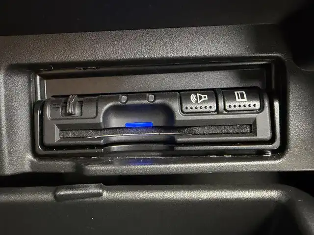 日産 セレナ ハイウェイスターVセレクションⅡ 愛知県 2019(平31)年 6.9万km ダイヤモンドブラック プロパイロット/純正SDナビ/Bluetooth接続/CD/DVD再生/AM/FM/フルセグTV/ドライブレコーダー/ビルトインETC/シートヒーター/ステアリングヒーター/ステアリングスイッチ/両側パワースライドドア/アラウンドビューモニター/純正16インチアルミホイール/純正フロマット/LEDヘッドライト/フォグライト