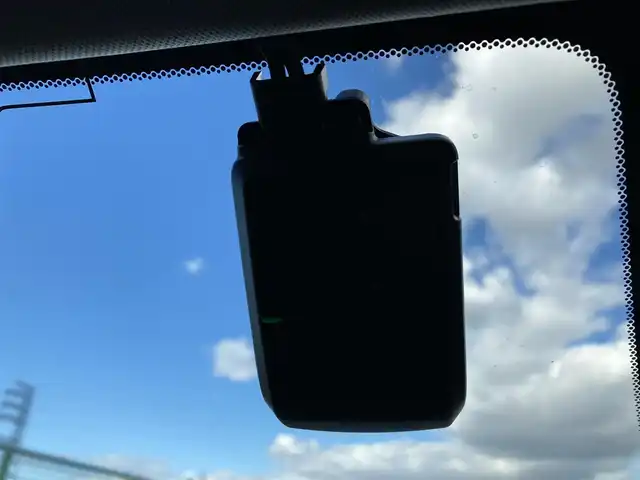 ホンダ アコード e:HEV 群馬県 2024(令6)年 2.6万km プラチナホワイトパール 純正12.3型ナビ/BOSEプレミアムサウンドシステム/全方位モニター/ドライブレコーダー/アダプティブクルーズコントロール/前後ソナーセンサー/ホンダセンシング360/・衝突被害軽減ブレーキ/・車線逸脱防止支援システム/・前後誤発進抑制機能/・後退出庫サポート/・ブラインドスポットインフォメーション/・アダプティブドライビングビーム/ヘッドアップディスプレイ/フルLEDヘッドランプ/革巻きステアリング/パドルシフト/ブラック革シート/全席シートヒーター/前席パワーシート/運転席ポジションメモリー/純正18インチアルミホイール/スマートキー/プッシュエンジンスタート/禁煙車