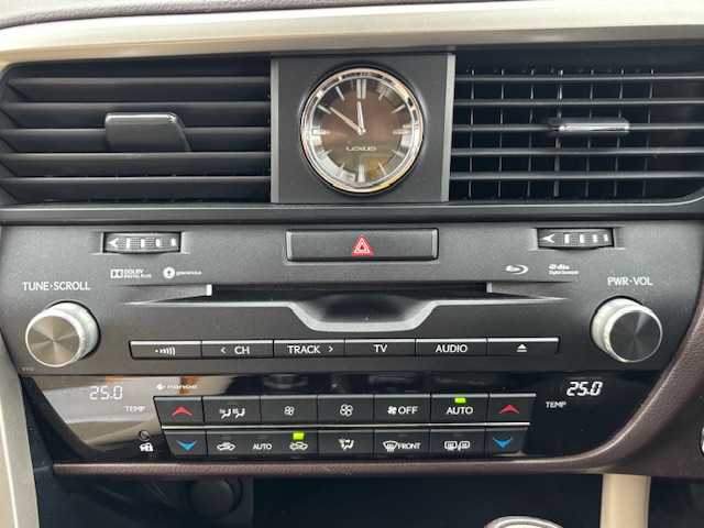 レクサス ＲＸ 200t 宮城県 2016(平28)年 5.4万km ソニッククォーツ 登録時走行距離53718km/純正ナビ/AM・FM・AUX・TV/電動パワーシート/バックカメラ/電動パーキングブレーキ/ドライブレコーダー/ビルトインETC/純正フロアマット/電動リアゲート/オートマチックハイビーム/レーダークルーズコントロール/ステアリングリモコン/アイドリングストップ/純正アルミホイール/フォグランプ/純正LEDヘッドライト