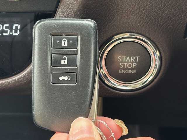 レクサス ＲＸ 200t 宮城県 2016(平28)年 5.4万km ソニッククォーツ 登録時走行距離53718km/純正ナビ/AM・FM・AUX・TV/電動パワーシート/バックカメラ/電動パーキングブレーキ/ドライブレコーダー/ビルトインETC/純正フロアマット/電動リアゲート/オートマチックハイビーム/レーダークルーズコントロール/ステアリングリモコン/アイドリングストップ/純正アルミホイール/フォグランプ/純正LEDヘッドライト