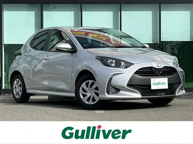 トヨタ ヤリス G 和歌山県 2021(令3)年 1.1万km シルバーM 純正8インチナビ/全方位カメラ/衝突軽減ブレーキ/レーダークルコン/前後コーナーセンサー/レーンキープアシスト/オートライト/ビルトインETC/前後ドラレコ/シートヒーター