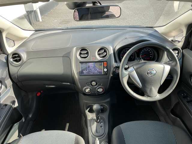 日産 ノート X エアロS V +セーフ 千葉県 2015(平27)年 2.3万km インペリアルアンバーP 純正ナビ/(フルセグTV/SD/CD/DVD/AM/FM/iPod)/衝突被害軽減システム/車線逸脱警報/横滑り防止装置/ETC/アイドリングストップ/フォグランプ/ウィンカーミラー/電動格納ミラー/純正15インチAW/シートリフター/プッシュスタート/スマートキー/フロアマット/ドアバイザー/スペアキー