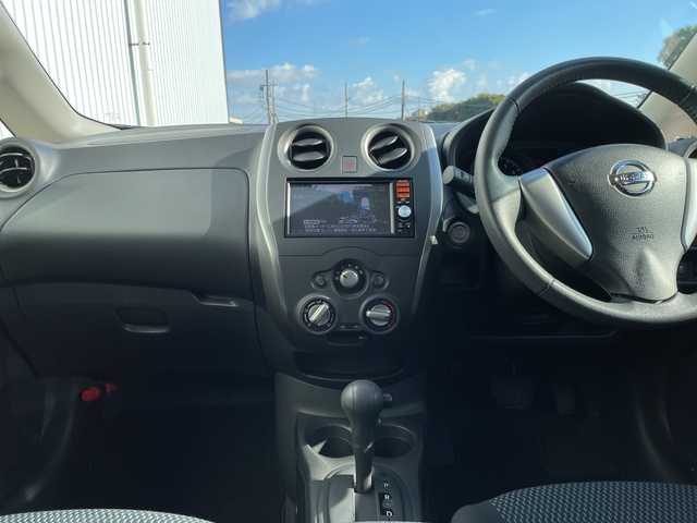 日産 ノート X エアロS V +セーフ 千葉県 2015(平27)年 2.3万km インペリアルアンバーP 純正ナビ/(フルセグTV/SD/CD/DVD/AM/FM/iPod)/衝突被害軽減システム/車線逸脱警報/横滑り防止装置/ETC/アイドリングストップ/フォグランプ/ウィンカーミラー/電動格納ミラー/純正15インチAW/シートリフター/プッシュスタート/スマートキー/フロアマット/ドアバイザー/スペアキー