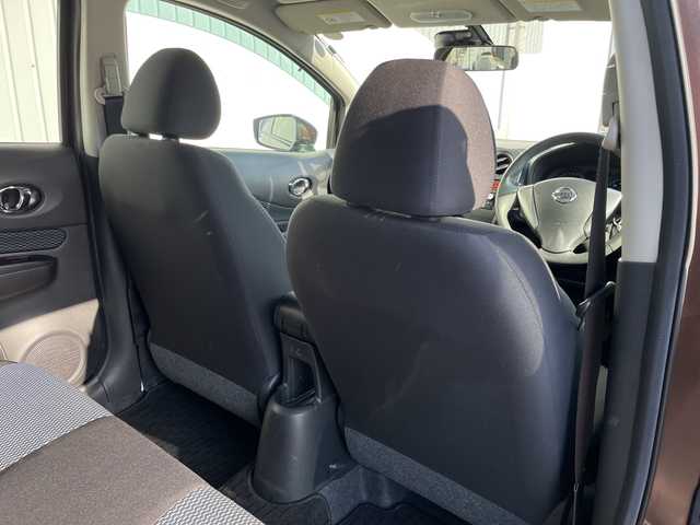 日産 ノート X エアロS V +セーフ 千葉県 2015(平27)年 2.3万km インペリアルアンバーP 純正ナビ/(フルセグTV/SD/CD/DVD/AM/FM/iPod)/衝突被害軽減システム/車線逸脱警報/横滑り防止装置/ETC/アイドリングストップ/フォグランプ/ウィンカーミラー/電動格納ミラー/純正15インチAW/シートリフター/プッシュスタート/スマートキー/フロアマット/ドアバイザー/スペアキー