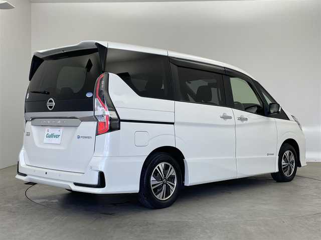 日産 セレナ e－パワー ハイウェイスター V 埼玉県 2021(令3)年 2万km ブリリアントホワイトパール 純正9インチディーラーOPナビ(Bluetooth/フルセグ/iPod/ミュージックサーバー/CD/DVD/USB)/純正フリップダウンモニター/デジタルインナーミラー/日産プロパイロット/アダプティブクルーズコントロール/アラウンドビューモニター/前後コーナーセンサー/前後純正ドライブレコーダー/社外センターコンソール/ビルトインETC/純正15インチアルミホイール/純正フロアマット/ドアバイザー/スペアキー