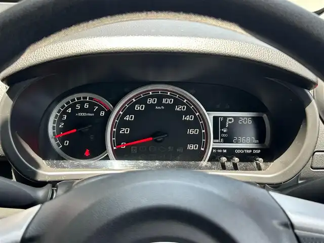 トヨタ パッソ モーダ　S 静岡県 2018(平30)年 2.4万km ブラックマイカメタリック/ダークエメラルドマイカ 2トーン プッシュスタート/社外メモリナビ（AM/FM/CD/DVD/TV/Bluetooth）/バックカメラ/ETC/横滑り防止装置/オートライト/アイドリングストップ/AAC/コーナーセンサー