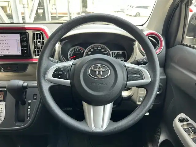 トヨタ パッソ モーダ　S 静岡県 2018(平30)年 2.4万km ブラックマイカメタリック/ダークエメラルドマイカ 2トーン プッシュスタート/社外メモリナビ（AM/FM/CD/DVD/TV/Bluetooth）/バックカメラ/ETC/横滑り防止装置/オートライト/アイドリングストップ/AAC/コーナーセンサー