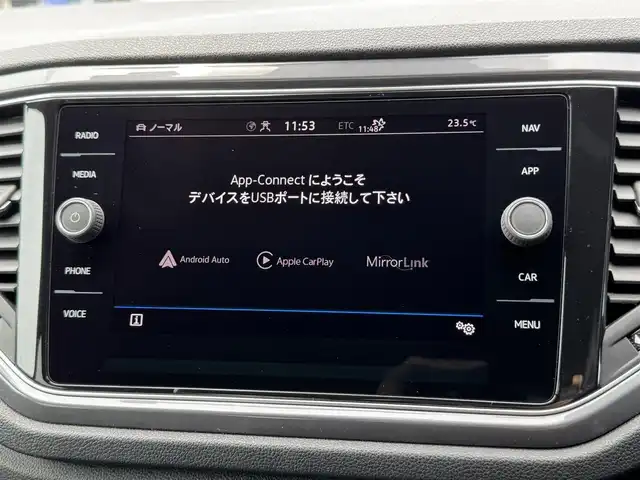 フォルクスワーゲン ＶＷ Ｔ－ロック TDI スポーツ 静岡県 2021(令3)年 2.1万km グレー カラーコード：X3(LR7H)【イリジウムグレーメタリック】/ハーフレザーシート/電動リアゲート/ブラインドスポットアシスト/Digital Cockpit Pro/Discover Media/(Bluetooth/CarPlay/USB)/ジェスチャーコントロール/衝突被害軽減システム/バックカメラ/アダプティブクルーズコントロール/レーンキープアシスト/パーキングアシスト/スマートキー/ETC2.0/ドライブレコーダー/純正フロアマット/純正アルミホイール/ルーフレール/保証書/取扱説明書/スペアキー