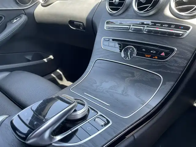メルセデス・ベンツ Ｃ２００ ワゴン スポーツ 栃木県 2018(平30)年 4万km オブシディアンブラック レーダーセーフティパッケージ/ヘッドアップディスプレイ/キーレスゴー/ナビ/フルセグTV/バックカメラ/ETC/ディストロニック /パークトロニック /レーンキープアシスト/ブラインドスポット /パワーテールゲート/LEDヘッドライト/オートライト/ARTICOレザー/パワーシート /シートヒーター /ドライブレコーダー