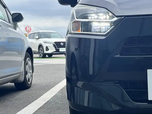 ダイハツ ミラ イース G SAⅢ 香川県 2017(平29)年 4.5万km ブラックマイカメタリック 登録時走行距離 44744km/社外オーディオ/→AM/FM/フルセグTV/バックカメラ/前後ドライブレコーダー/ETC/前席シートヒーター/LEDオートライト/オートハイビーム/アイドリングストップ/クリアランスソナー/プッシュスタート/スマートキー/スペアキー