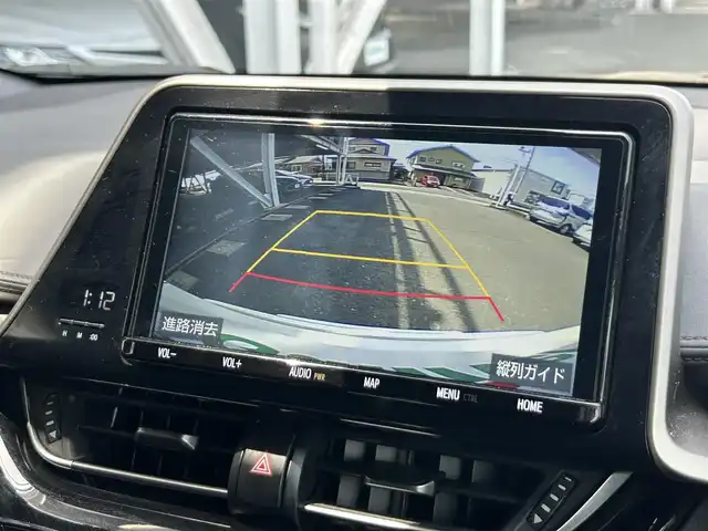 トヨタ Ｃ－ＨＲ G モード ネロ 静岡県 2019(平31)年 3.7万km ホワイトパールクリスタルシャイン 純正ナビ/・フルセグ/CD/Bluetooth/バックカメラ/ビルトインETC/ブラインドスポットモニター/クルーズコントロール追従有/革巻きステアリング/オートライト/スマートキー/・プッシュスタート/LEDヘッドライト/・フォグランプ/純正アルミホイール