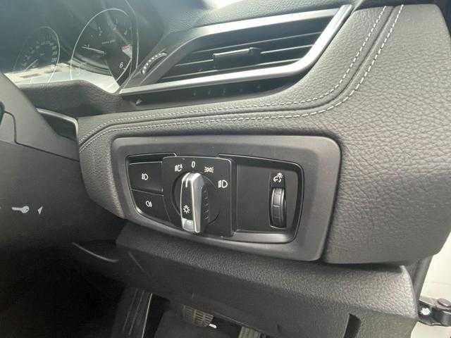 ＢＭＷ ２１８ｄ アクティブツアラー ラグジュアリー 埼玉県 2016(平28)年 3.1万km アルピンホワイト 黒革シート/純正ナビ/(Ｂｌｕｅｔｏｏｔｈ/USB/CD/DVD)/インテリジェントセーフティ/シートヒーター/パワーシート/ミラーＥＴＣ/純正アルミホイール/ＬＥＤヘッドライト/コーナーセンサー