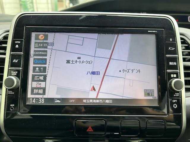 日産 セレナ X 埼玉県 2017(平29)年 13.1万km ブリリアントシルバー 9インチ純正SDナビ/スマートマルチセンターシート/パワースライドドア/アイドリングストップ/フルセグテレビ/ETC/Bluetooth/スペアキー