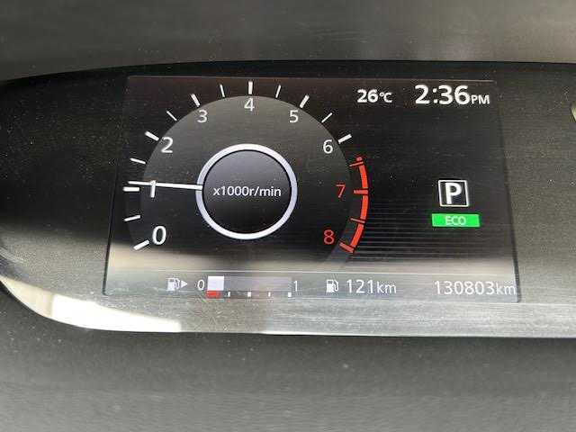 日産 セレナ X 埼玉県 2017(平29)年 13.1万km ブリリアントシルバー 9インチ純正SDナビ/スマートマルチセンターシート/パワースライドドア/アイドリングストップ/フルセグテレビ/ETC/Bluetooth/スペアキー