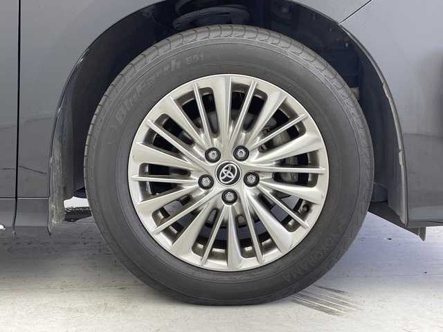トヨタ アルファードハイブリット S タイプゴールド 愛知県 2020(令2)年 3万km ブラック 純正9型ナビ/・Bluetooth/・CD/DVD/・フルセグテレビ/サンルーフ/純正フリップダウンモニター/ハーフレザーシート/両側パワースライドドア/レーダークルーズコントロール/衝突軽減ブレーキ/レーンキープアシスト/オートマチックハイビーム/前後ドライブレコーダー/ビルトインETC/ステアリングスイッチ/コーナーセンサー/LEDヘッドライト/AC100V/スマートキー